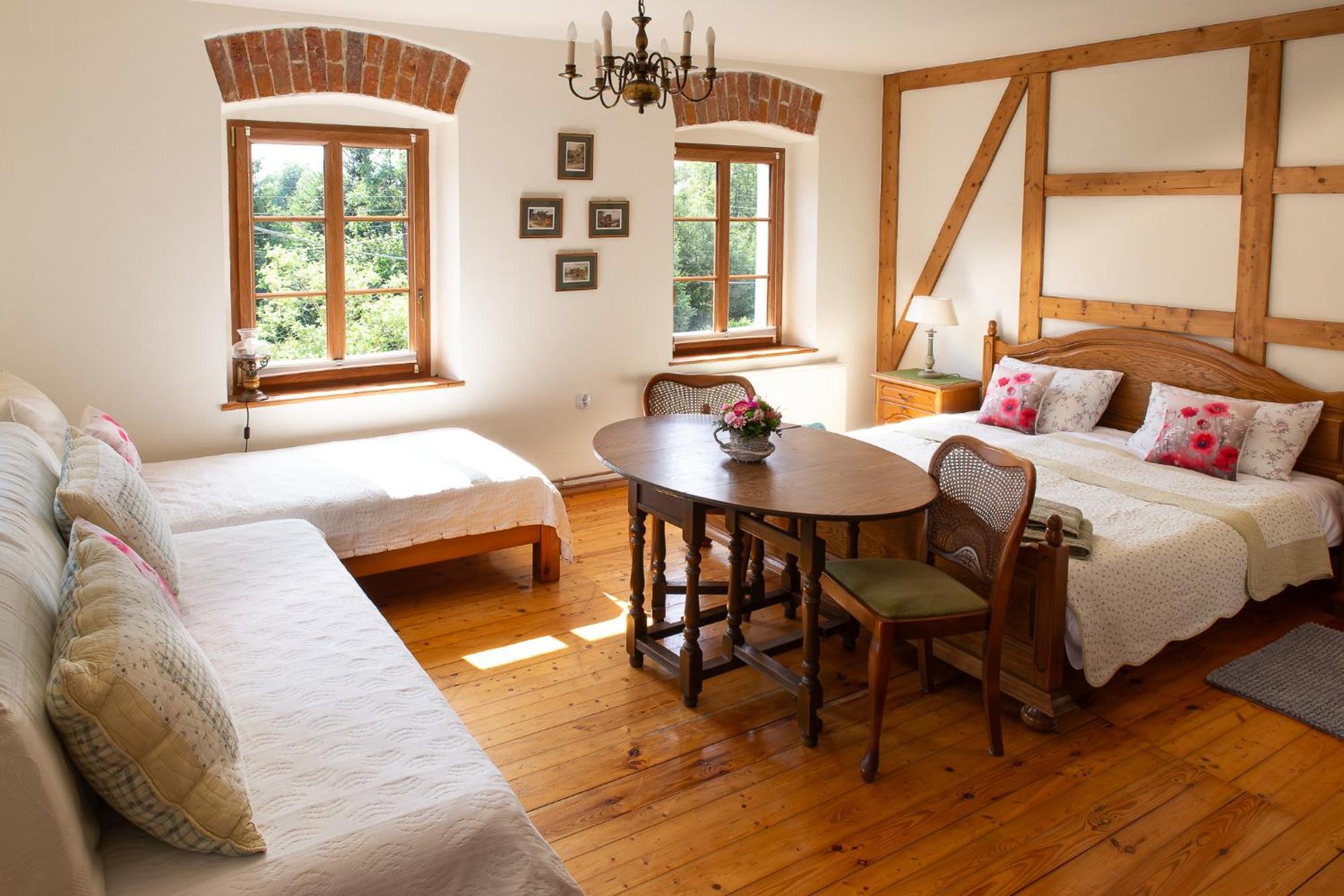 Biala Kalina Kaczawy Hotel Świerzawa Buitenkant foto