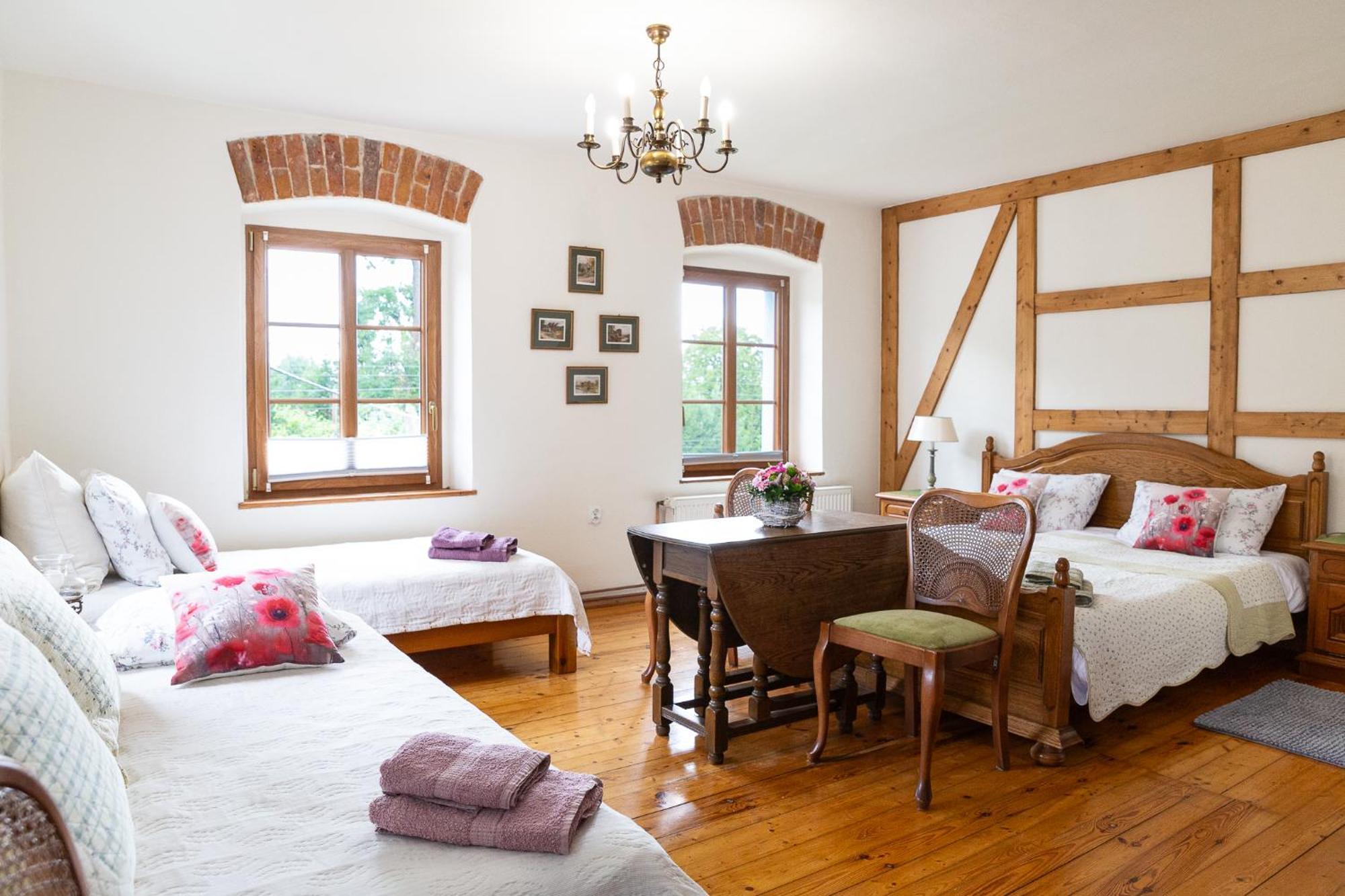 Biala Kalina Kaczawy Hotel Świerzawa Buitenkant foto